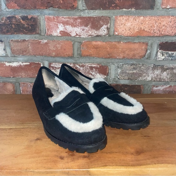 Talbots Cassidy Black SuedeShetpa Lined Trim Slip On Loafers Sz 8.5 Medium - Picture 4 of 6